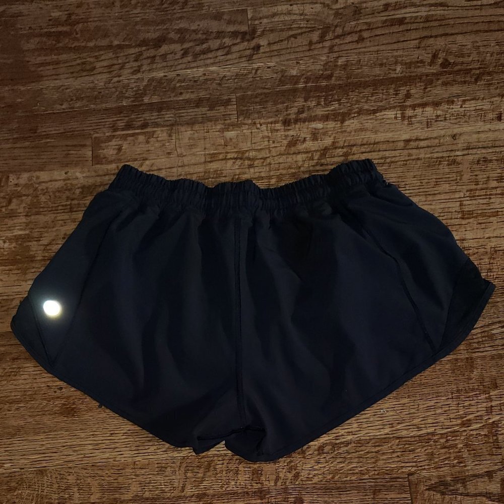 Lululemon Hotty Hot Shorts - Picture 9 of 11